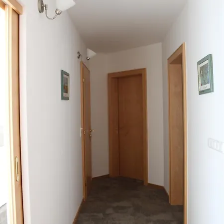 Garni Roesslhof 3*